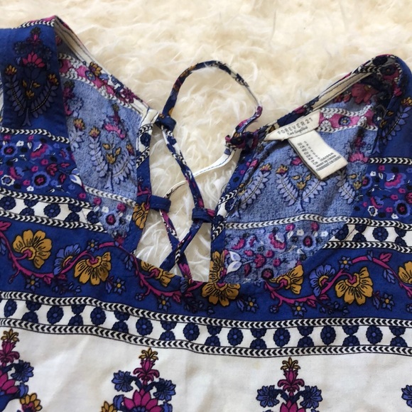 Flowy dress - Picture 2 of 3